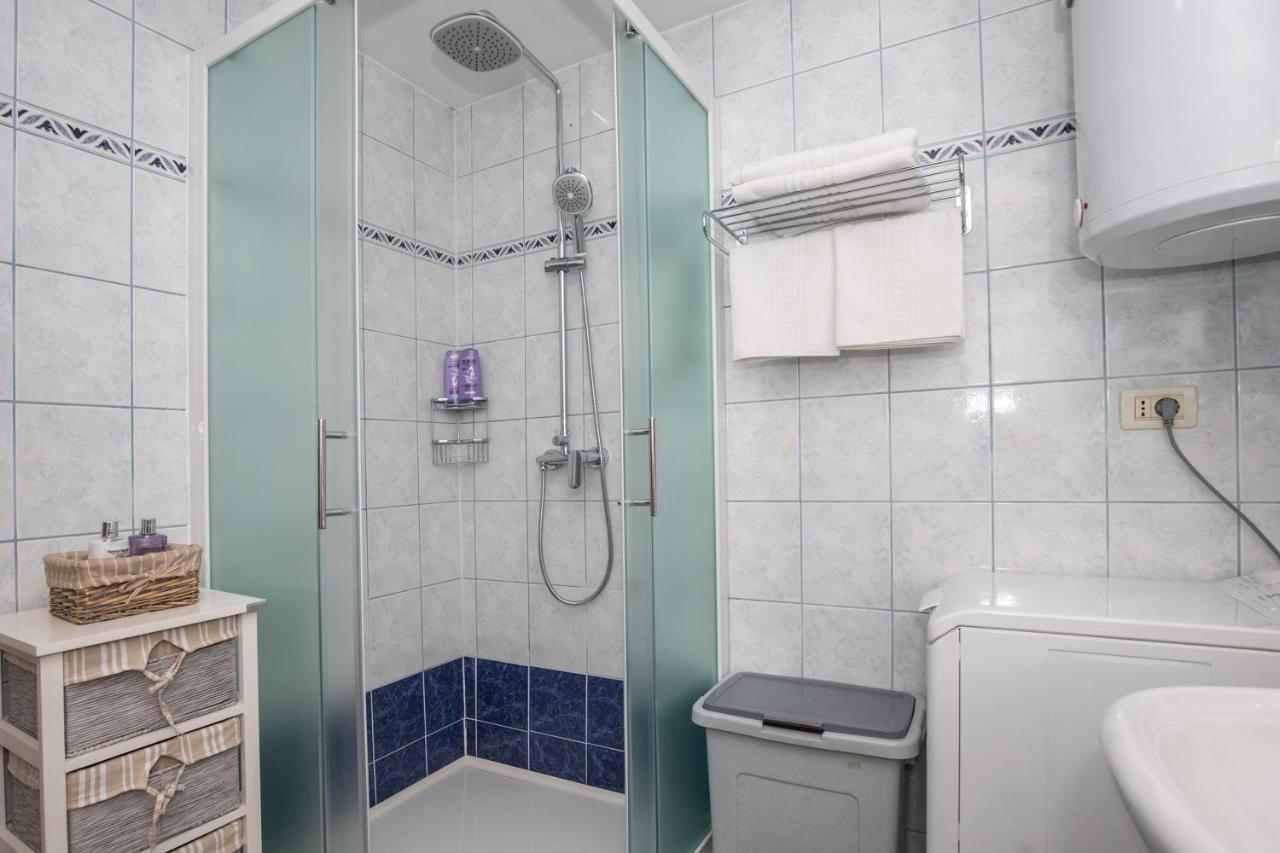 Spacious - Balcony & Near Old Town Apartman Split